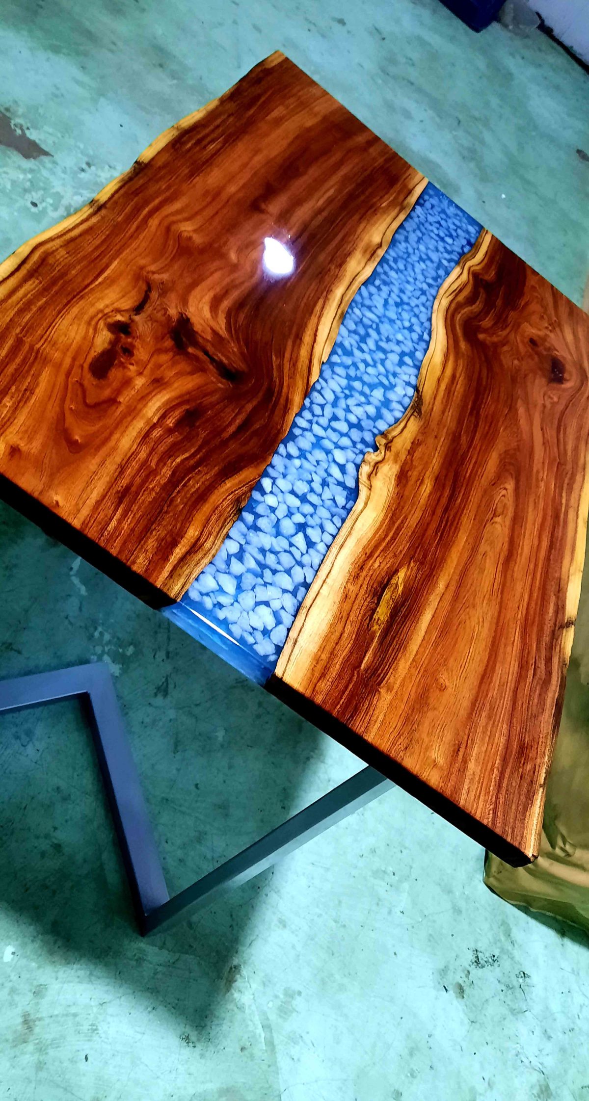 6 Seater Dining Table - Image 2