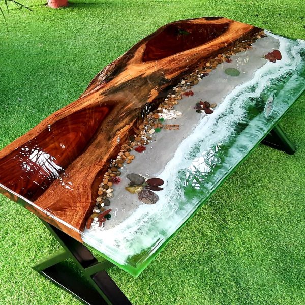 Premium Ocean Table