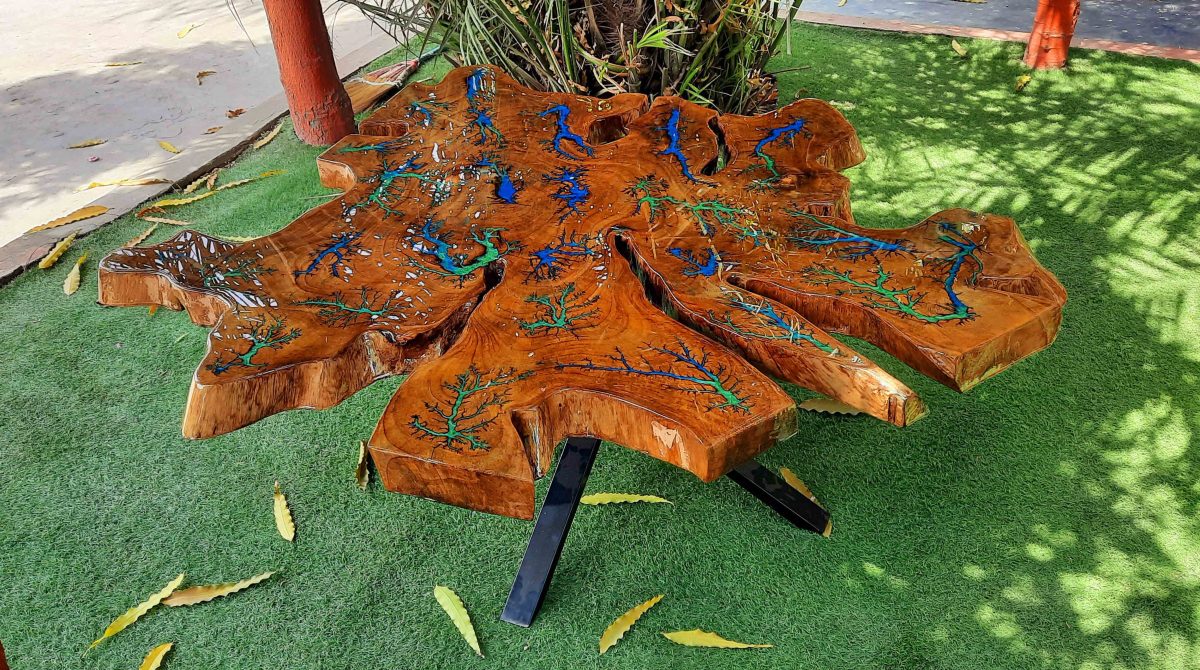 Natural Live Edges Table - Image 6