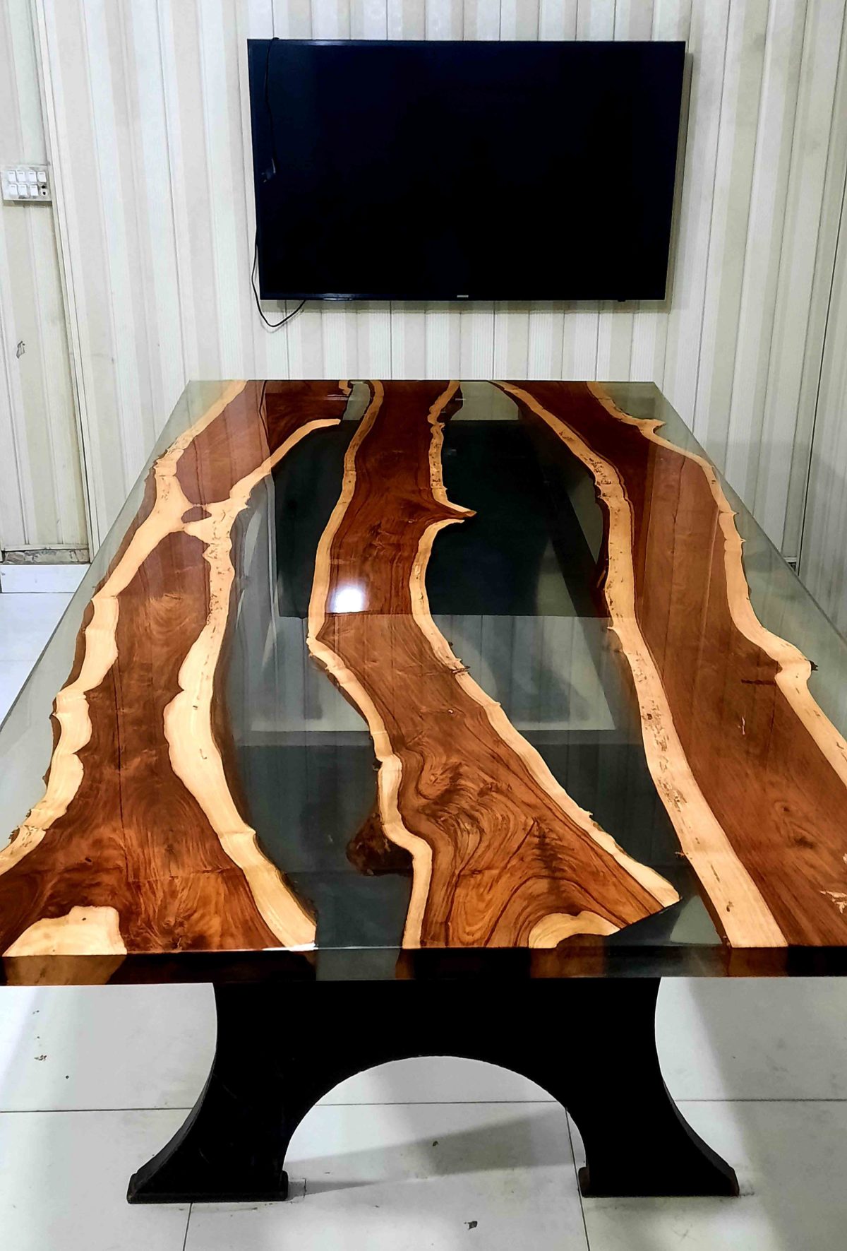 6 Seater Dining Table - Image 3