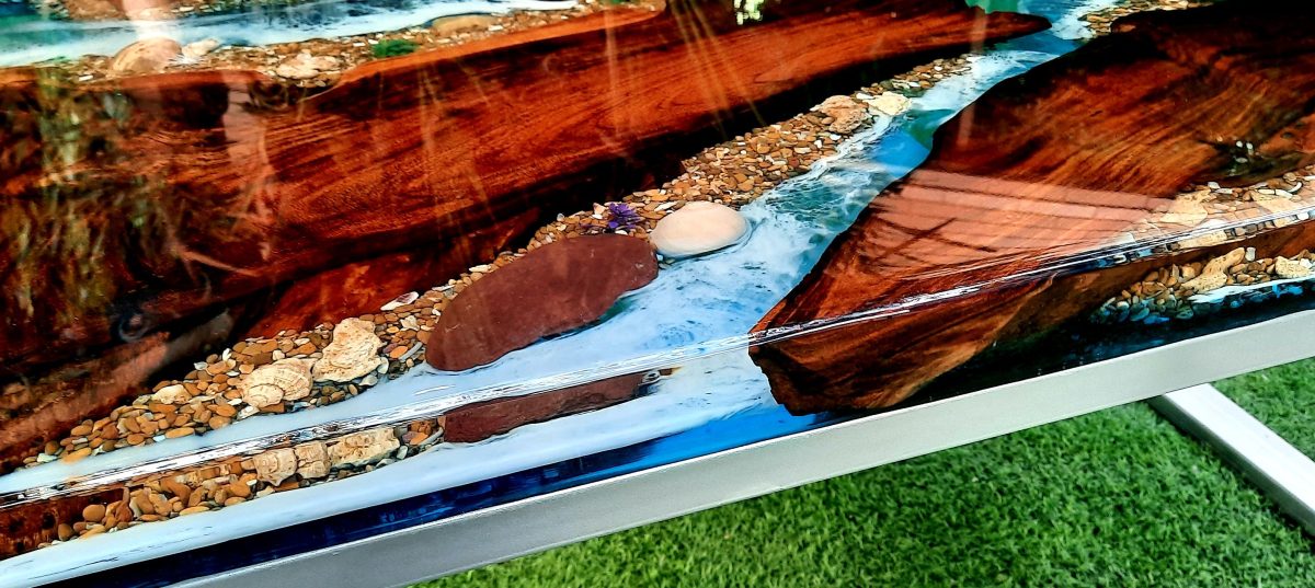 Premium Ocean Table - Image 3