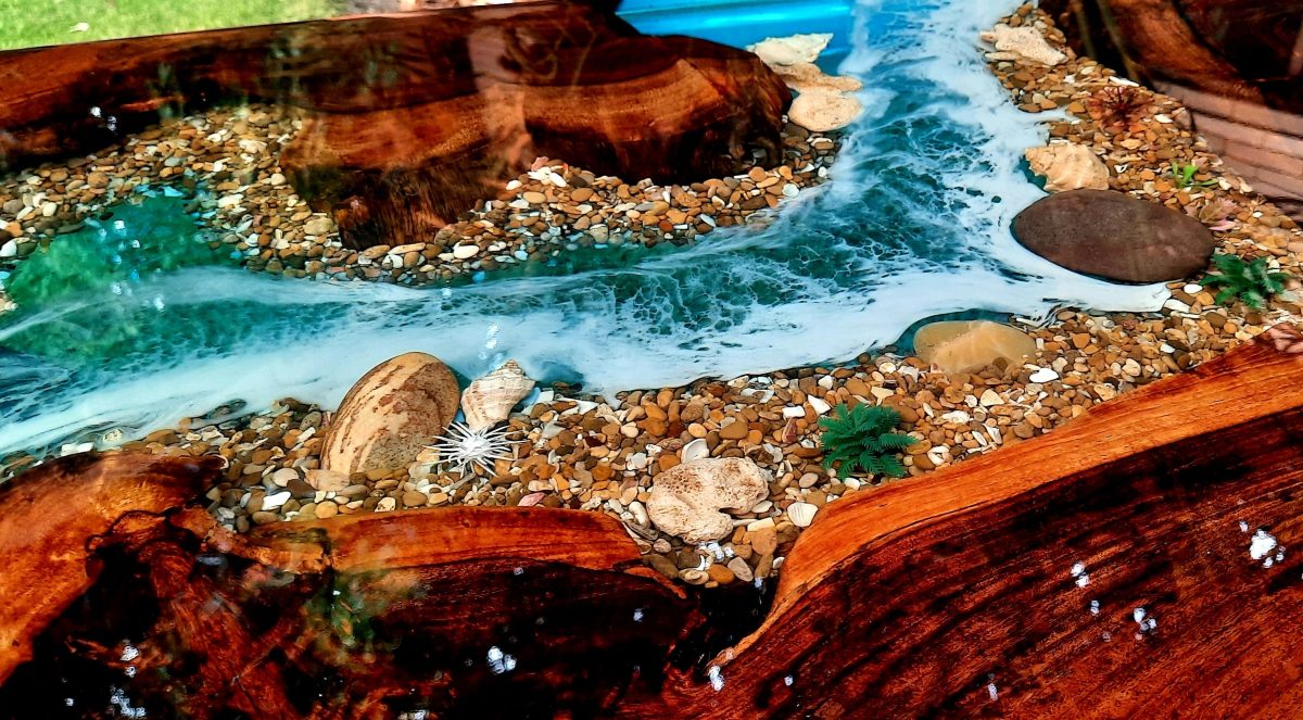 Premium Ocean Table - Image 13
