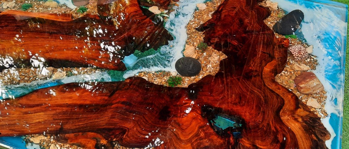 Premium Ocean Table - Image 15