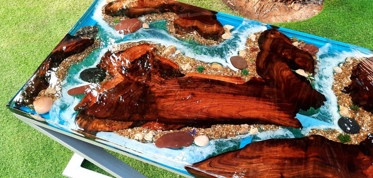 Premium Ocean Table - Image 16