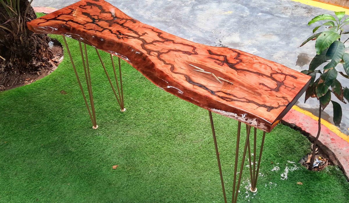 Console Table - Image 5