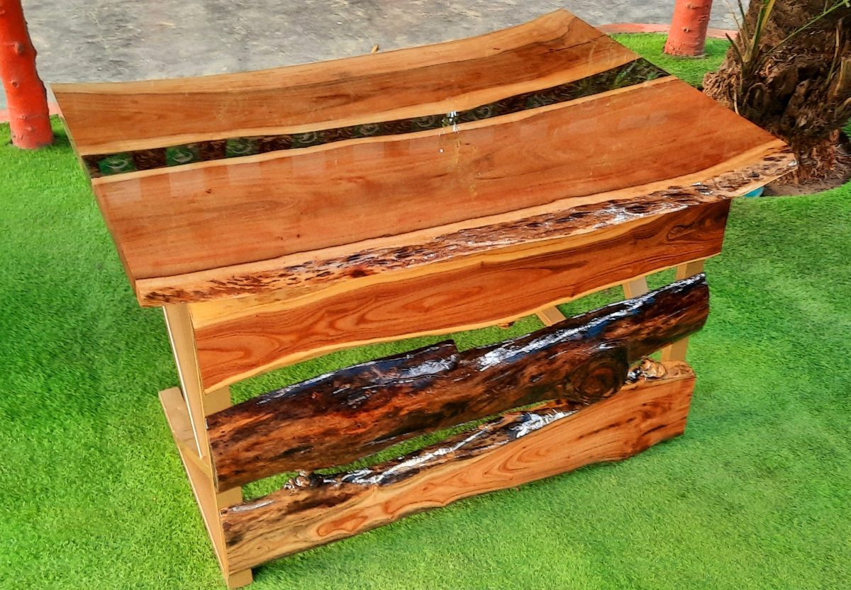 Office Table - Image 1