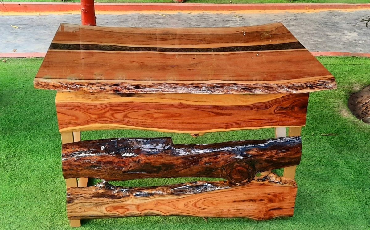 Office Table - Image 8