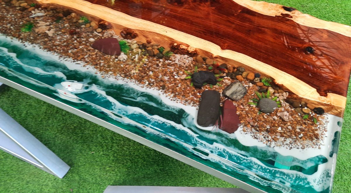 Premium Ocean Table - Image 3