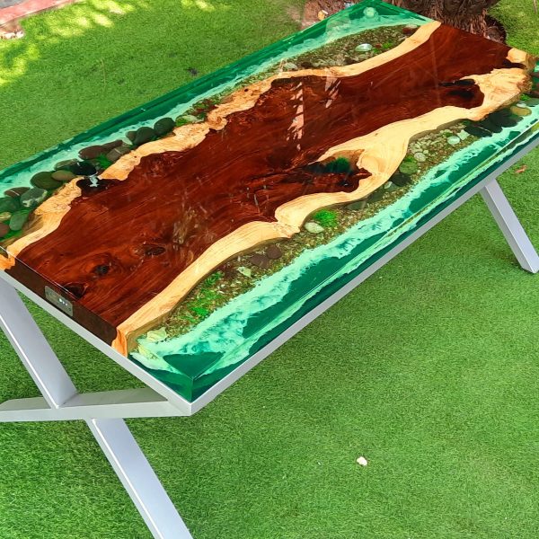 Premium Ocean Table