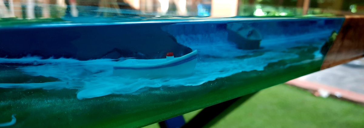 Premium Ocean Table - Image 11