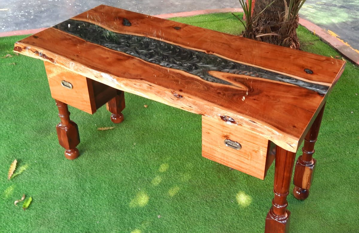 Office Table - Image 6