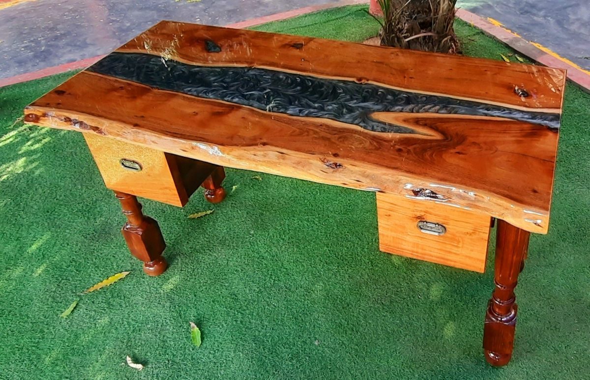 Office Table - Image 11
