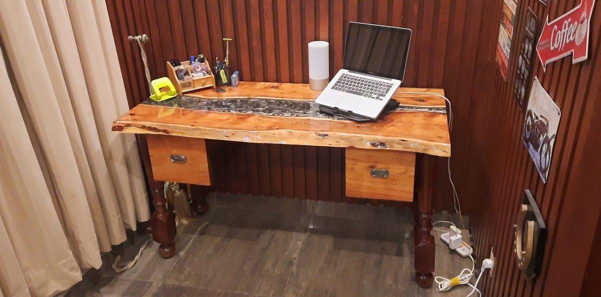 Office Table - Image 15