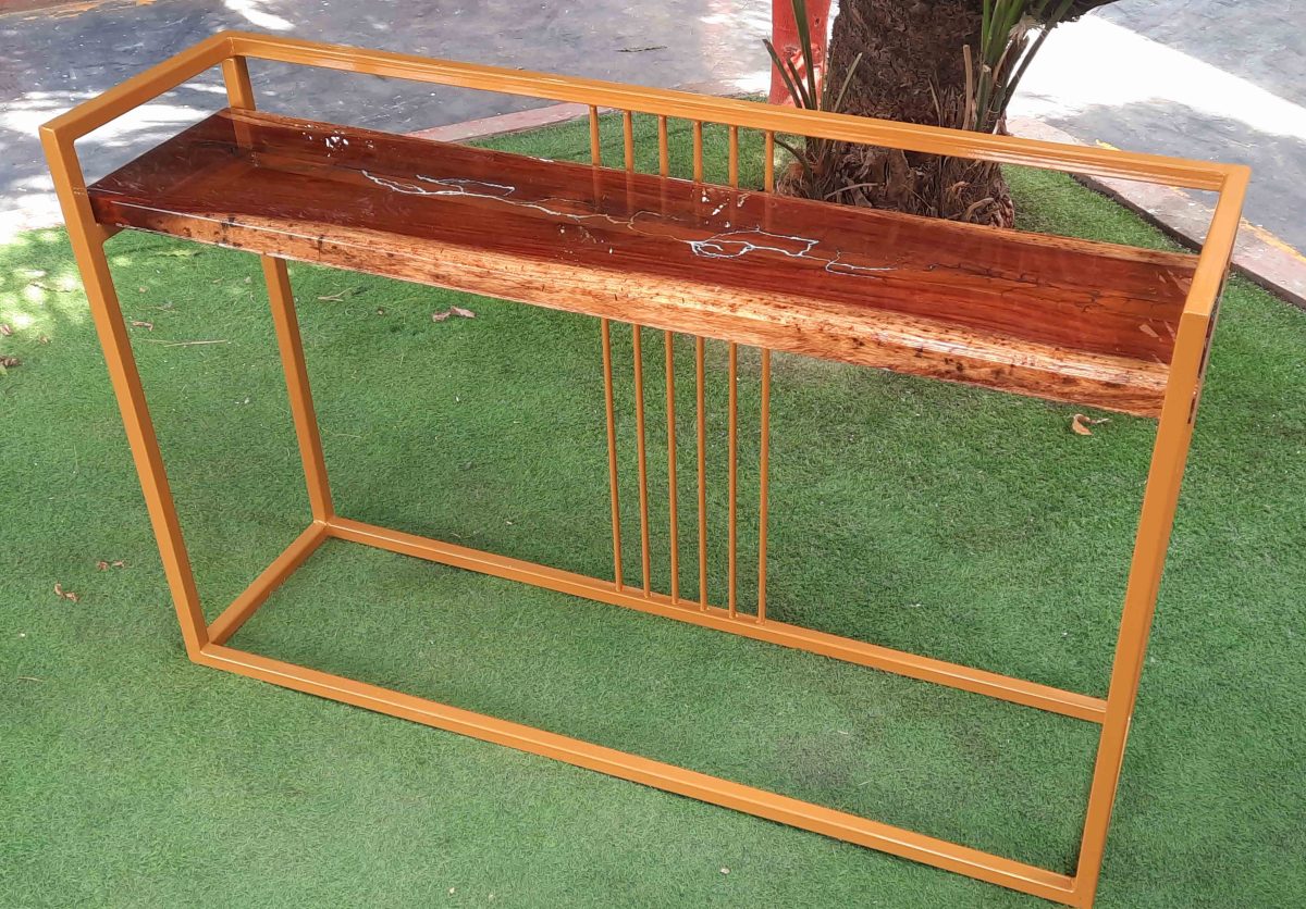 Console Table - Image 3