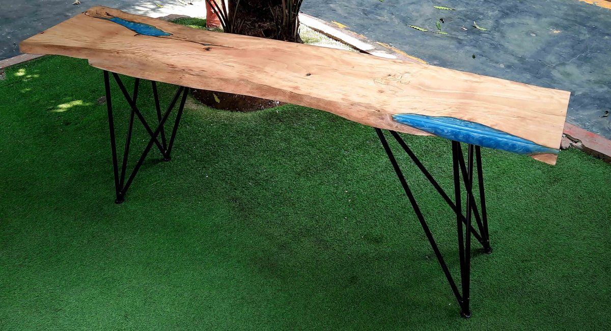 Console Table - Image 1