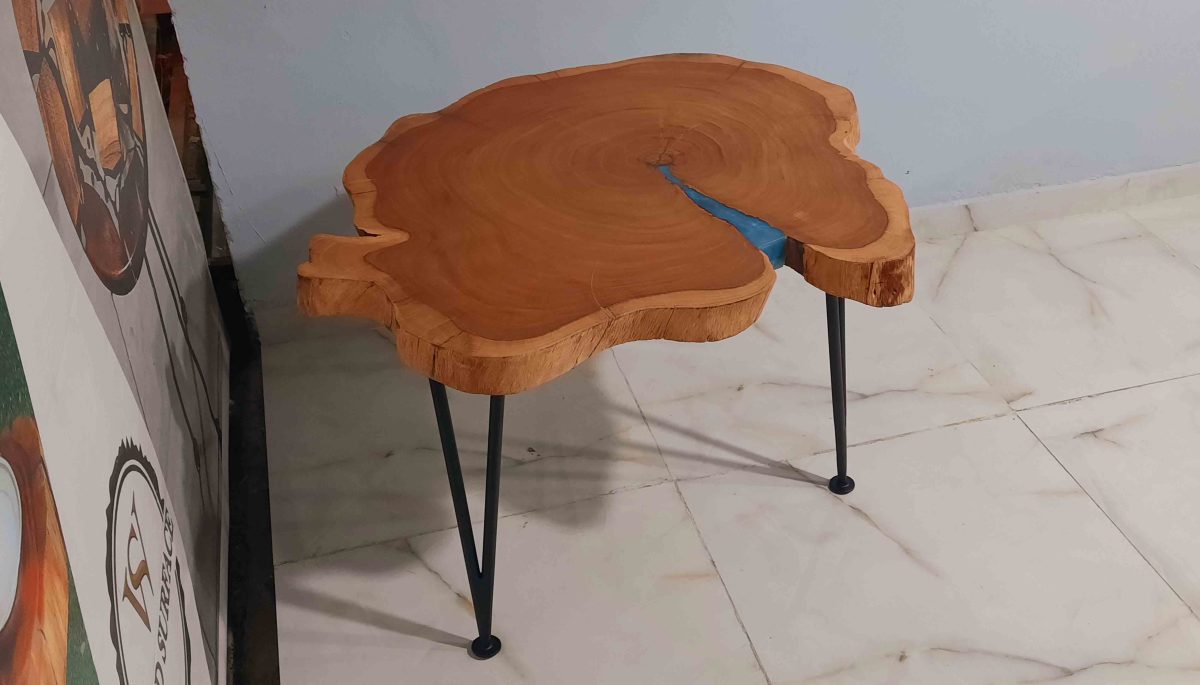 Natural Live Edges Table - Image 4