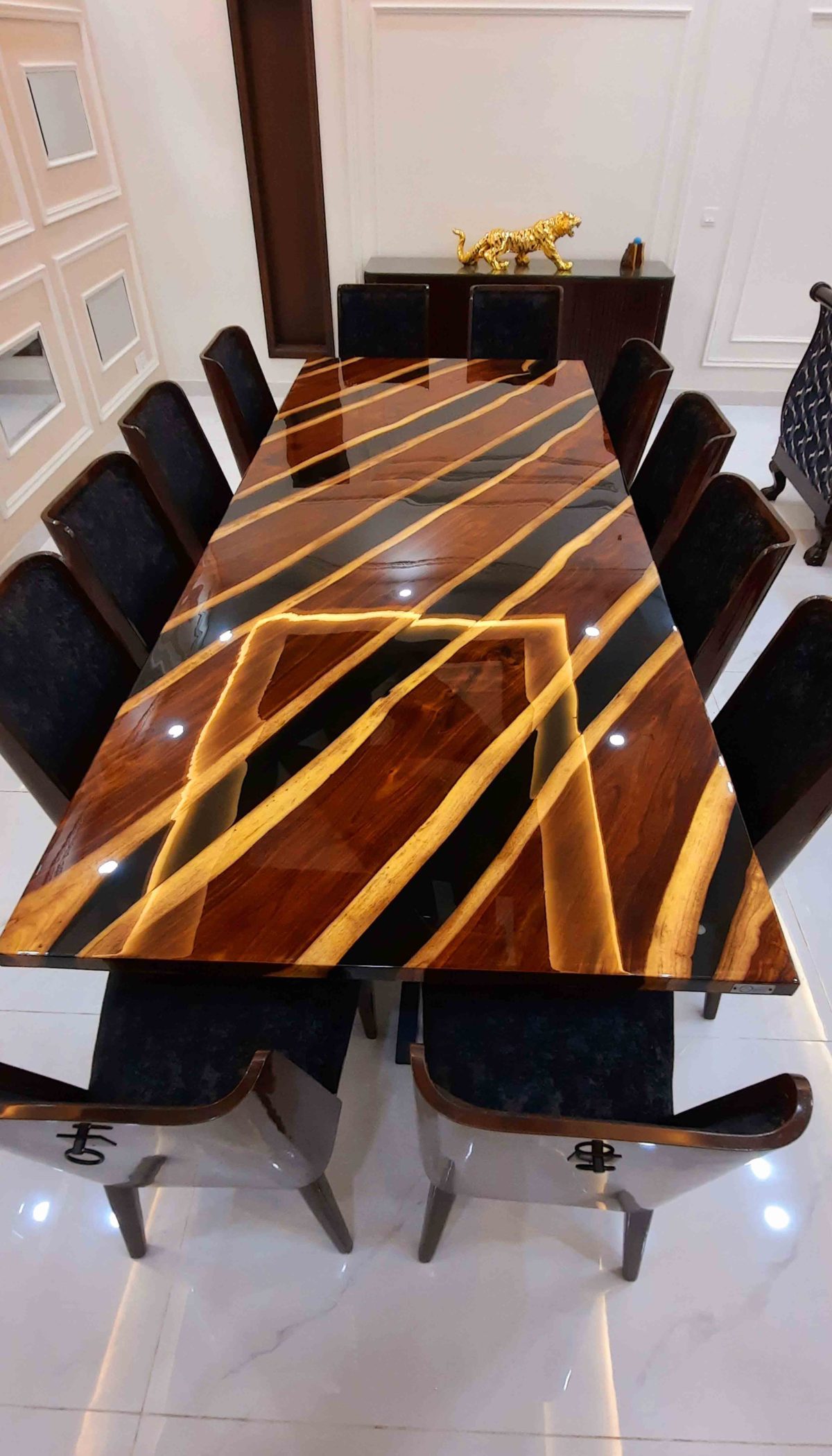 6 Seater Dining Table - Image 8