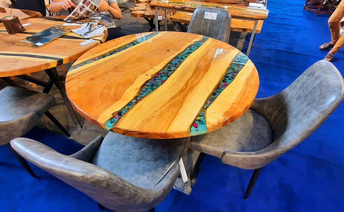6 Seater Dining Table - Image 2