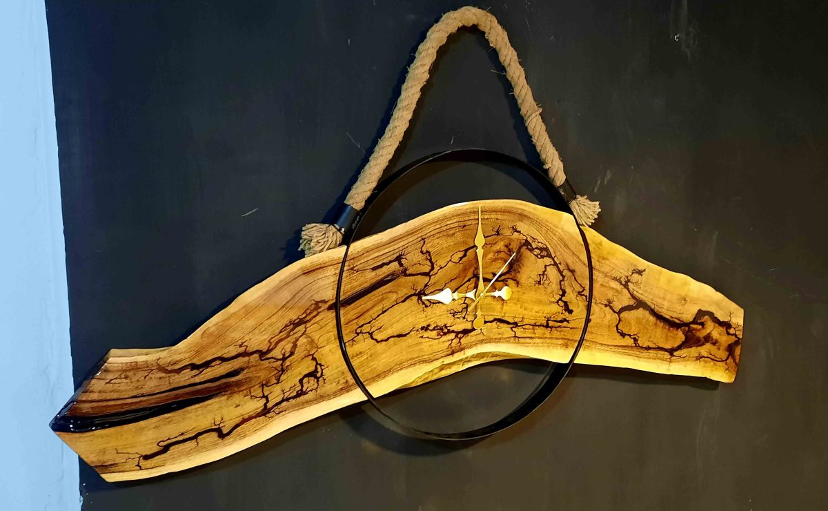 Wooden Clock - Image 1