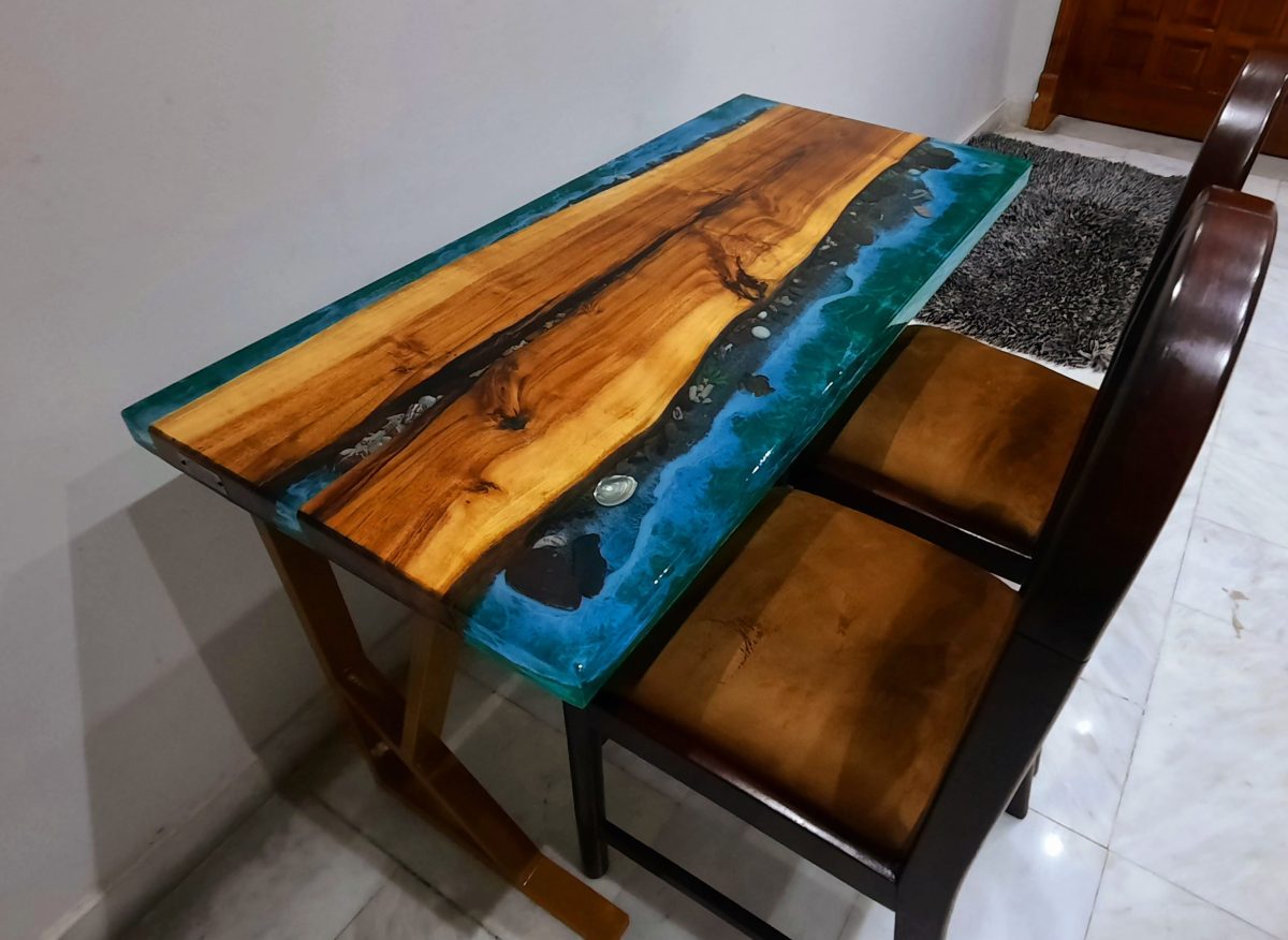 Premium Ocean Table - Image 1