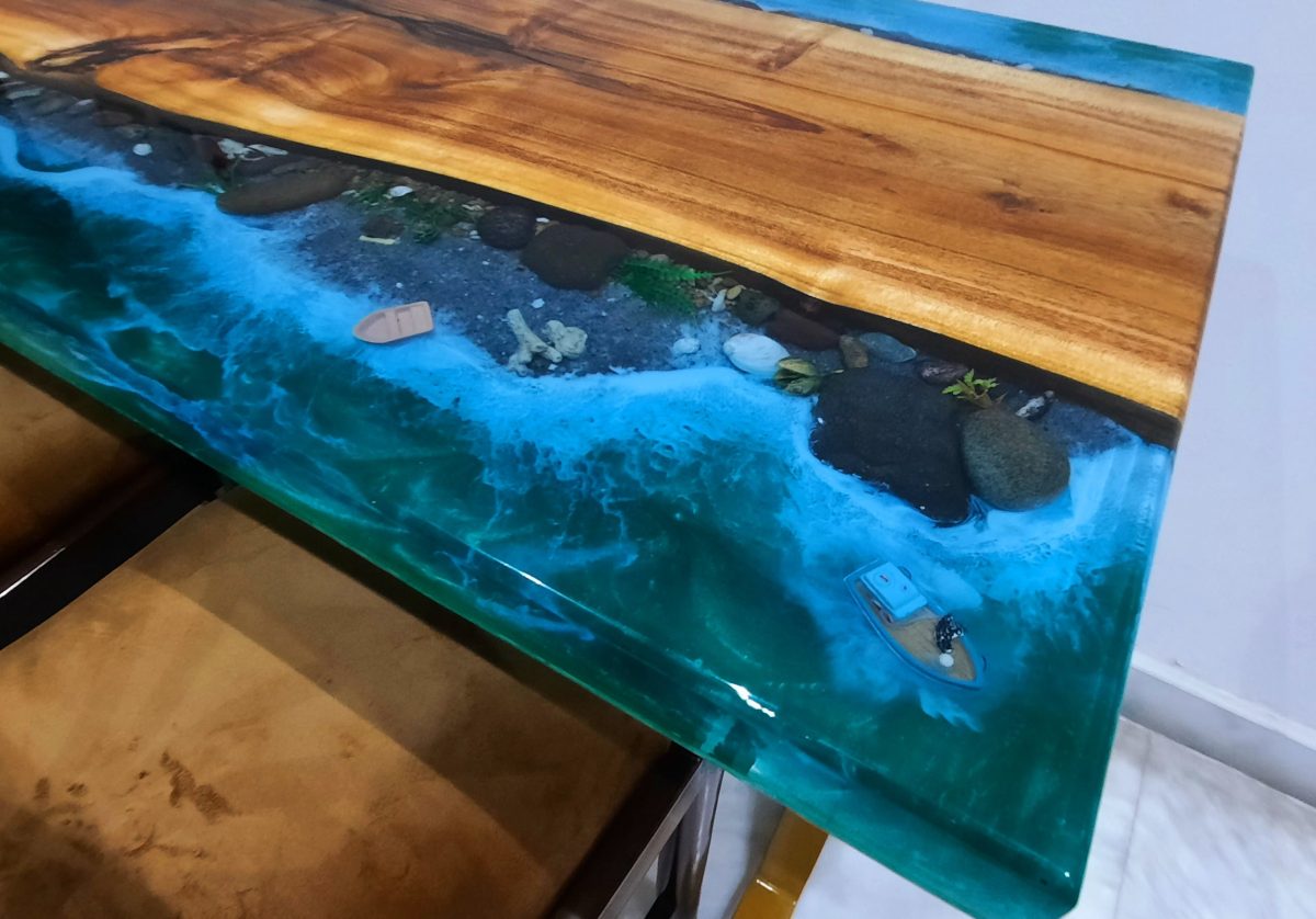 Premium Ocean Table - Image 2