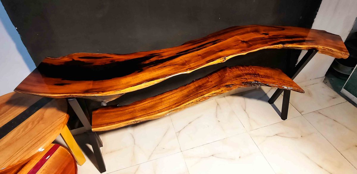 Console Table - Image 1