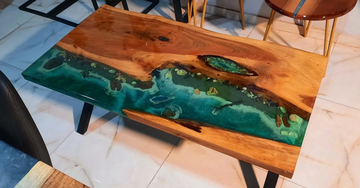 Premium Ocean Table - Image 2