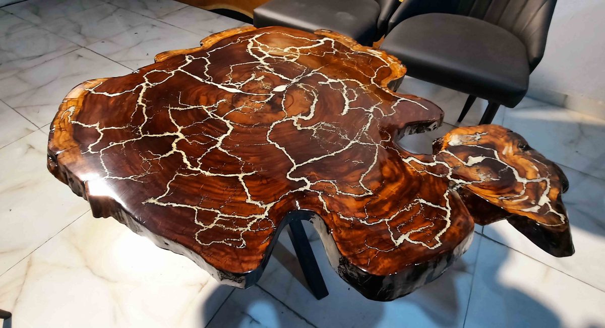 Natural Live Edges Table - Image 3