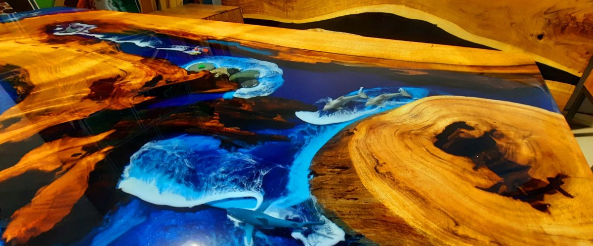 Premium Ocean Table - Image 4