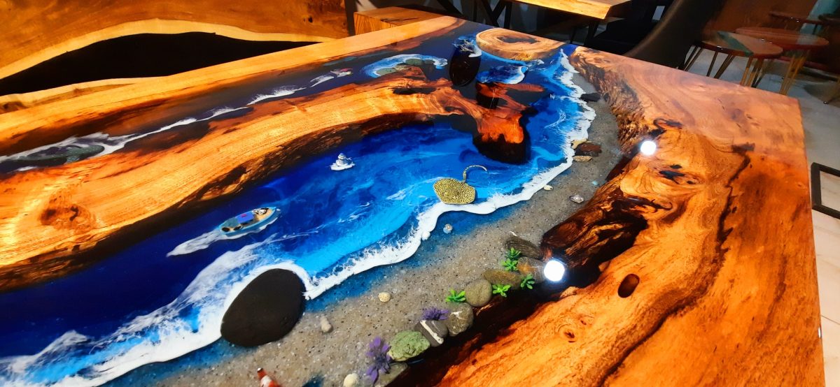 Premium Ocean Table - Image 5