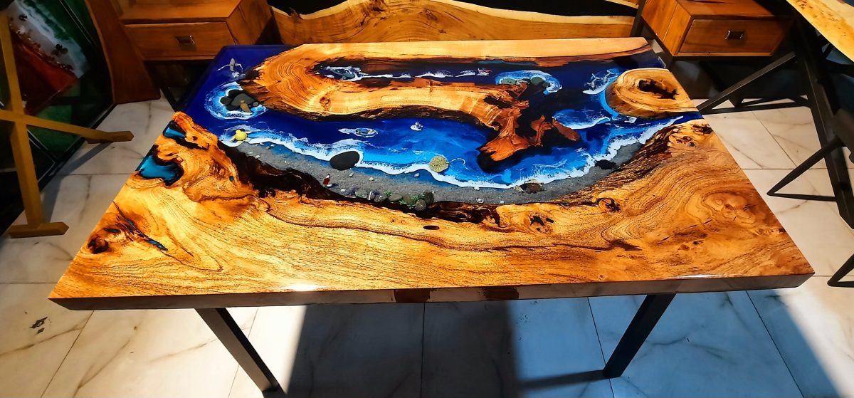 Premium Ocean Table - Image 9
