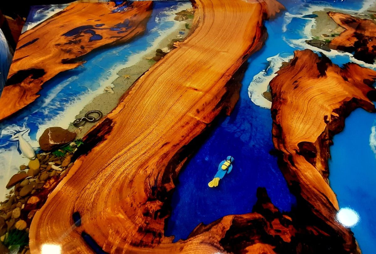 Premium Ocean Table - Image 2