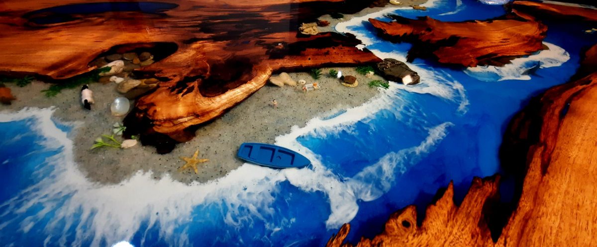 Premium Ocean Table - Image 4