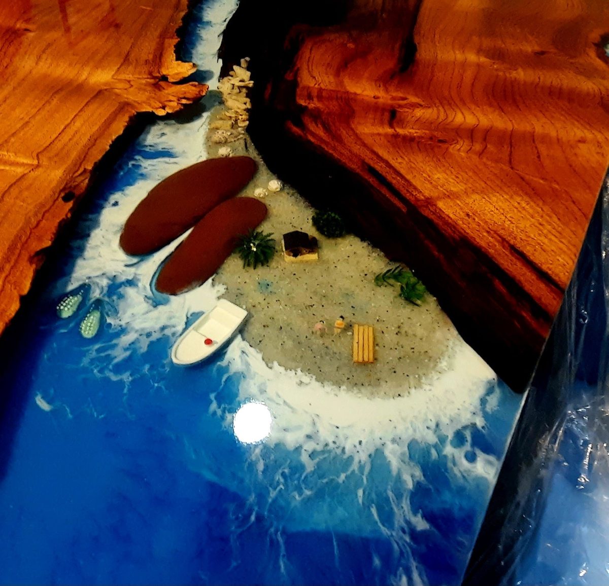 Premium Ocean Table - Image 5