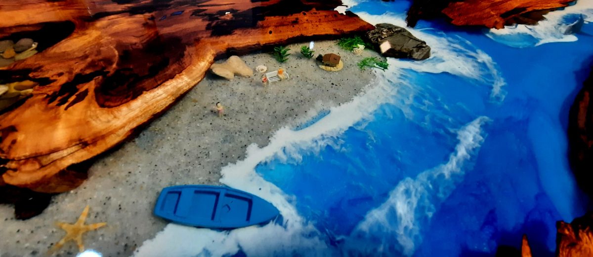 Premium Ocean Table - Image 7