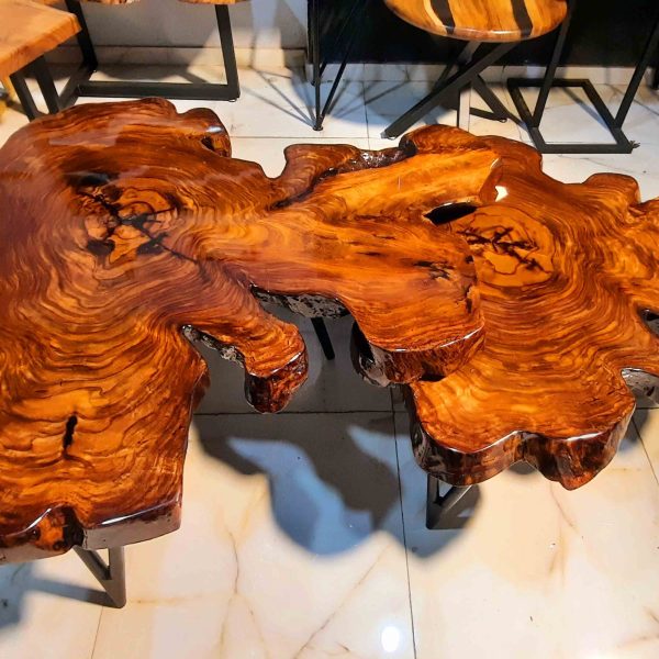 Nesting Tables