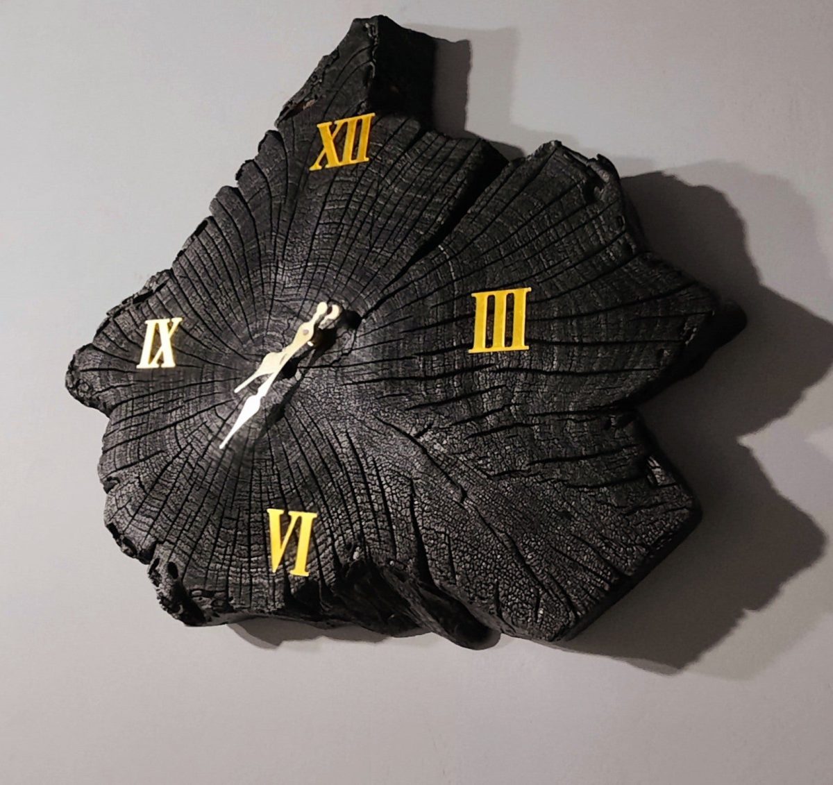 Charcoal clock - Image 2