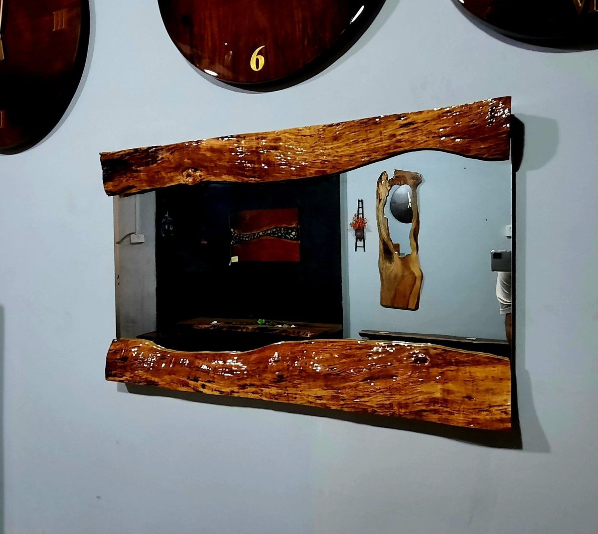 Wooden mirror - Image 2