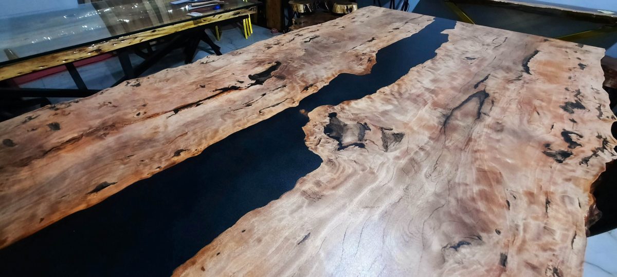 Dining table - Image 4