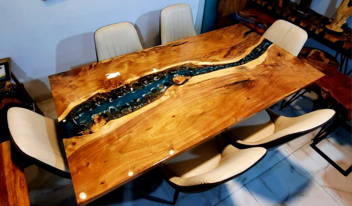 Dining table - Image 2