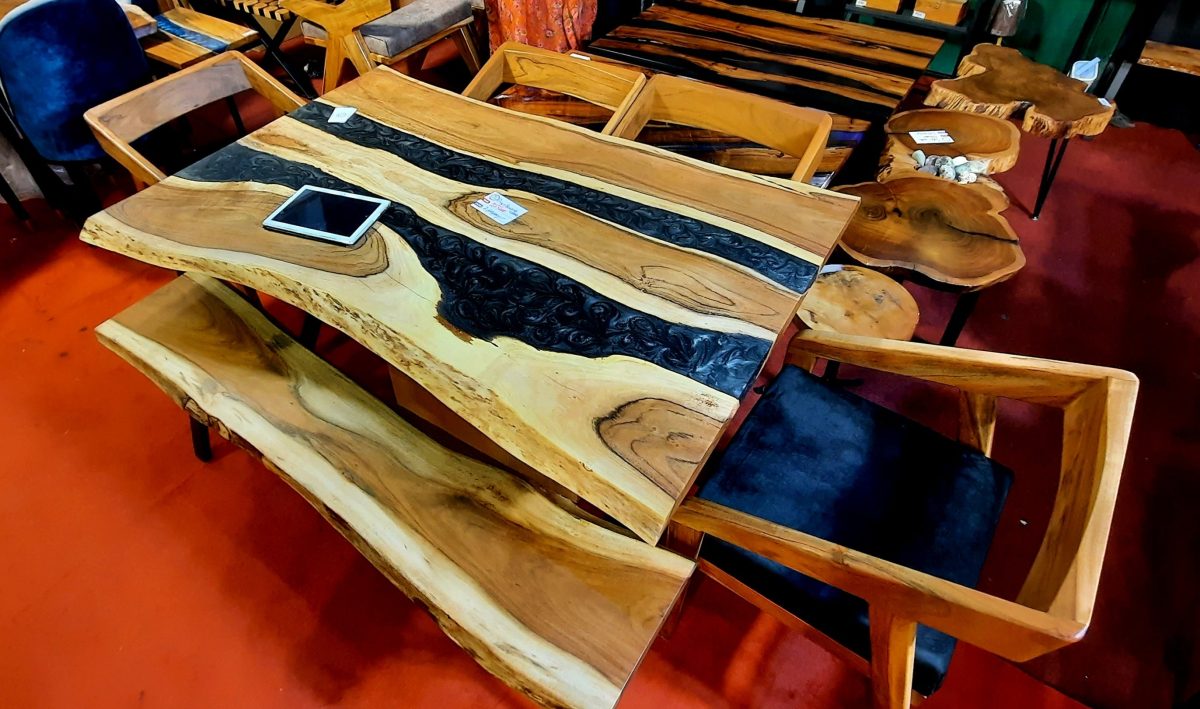 6 seater dining table +bench + 4 wooden chairs - Image 1