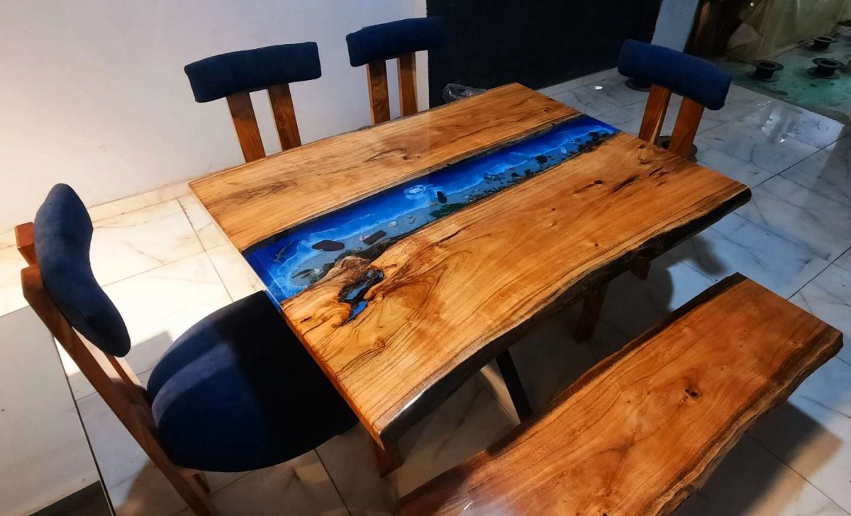 Dining table , 4 chairs , bench - Image 2