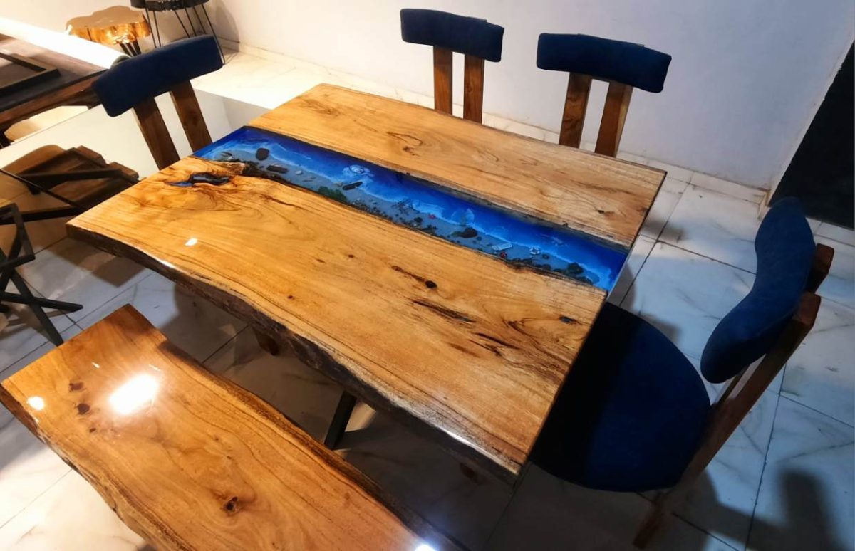 Dining table , 4 chairs , bench - Image 1