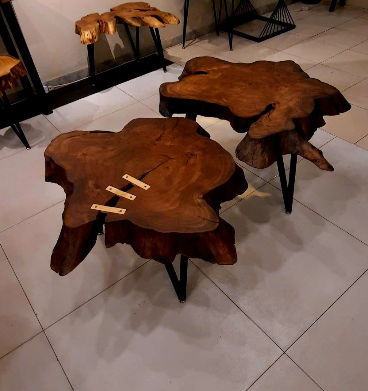Set of two centre table - Image 1