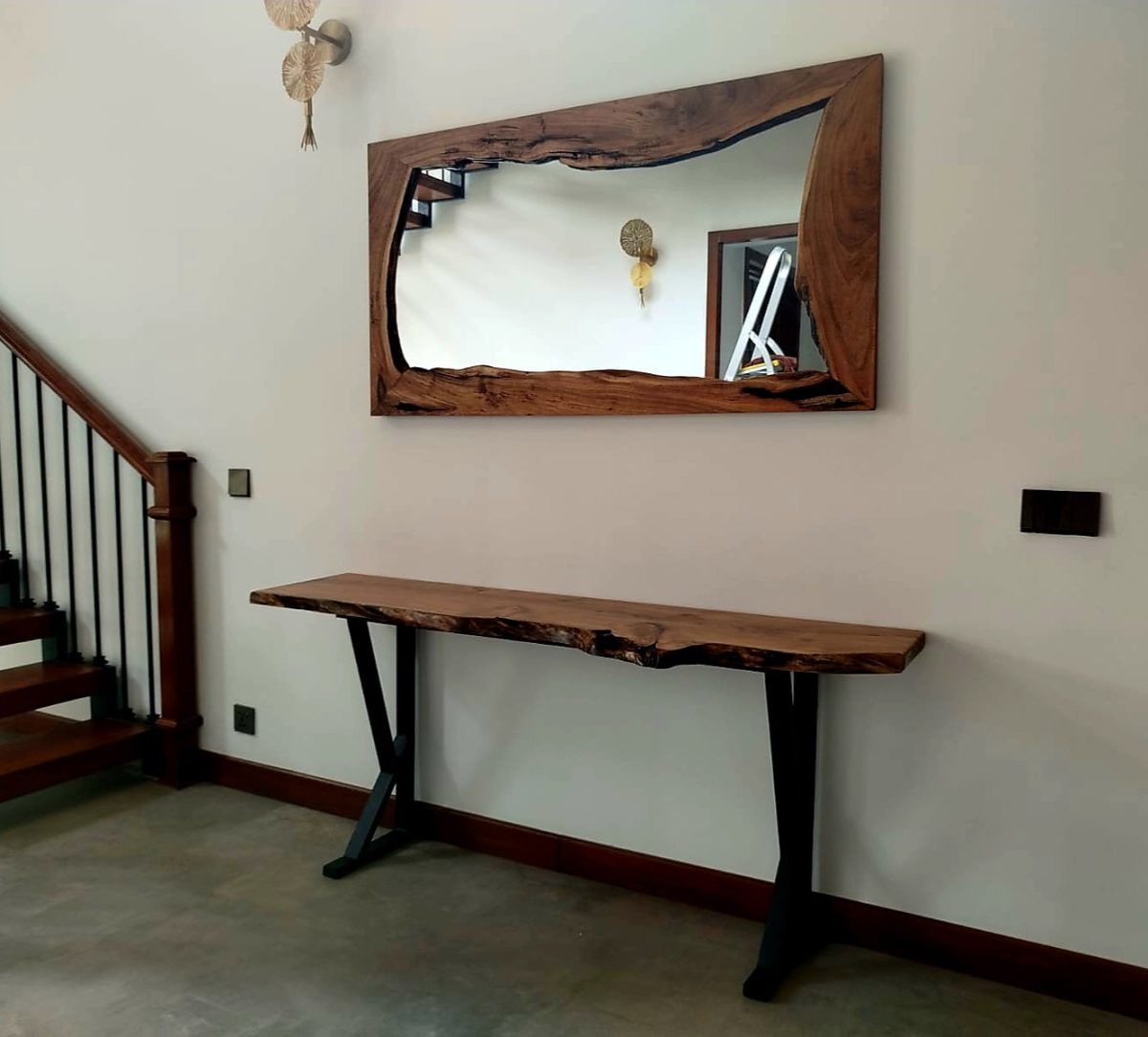 Wooden console + mirror - Image 2