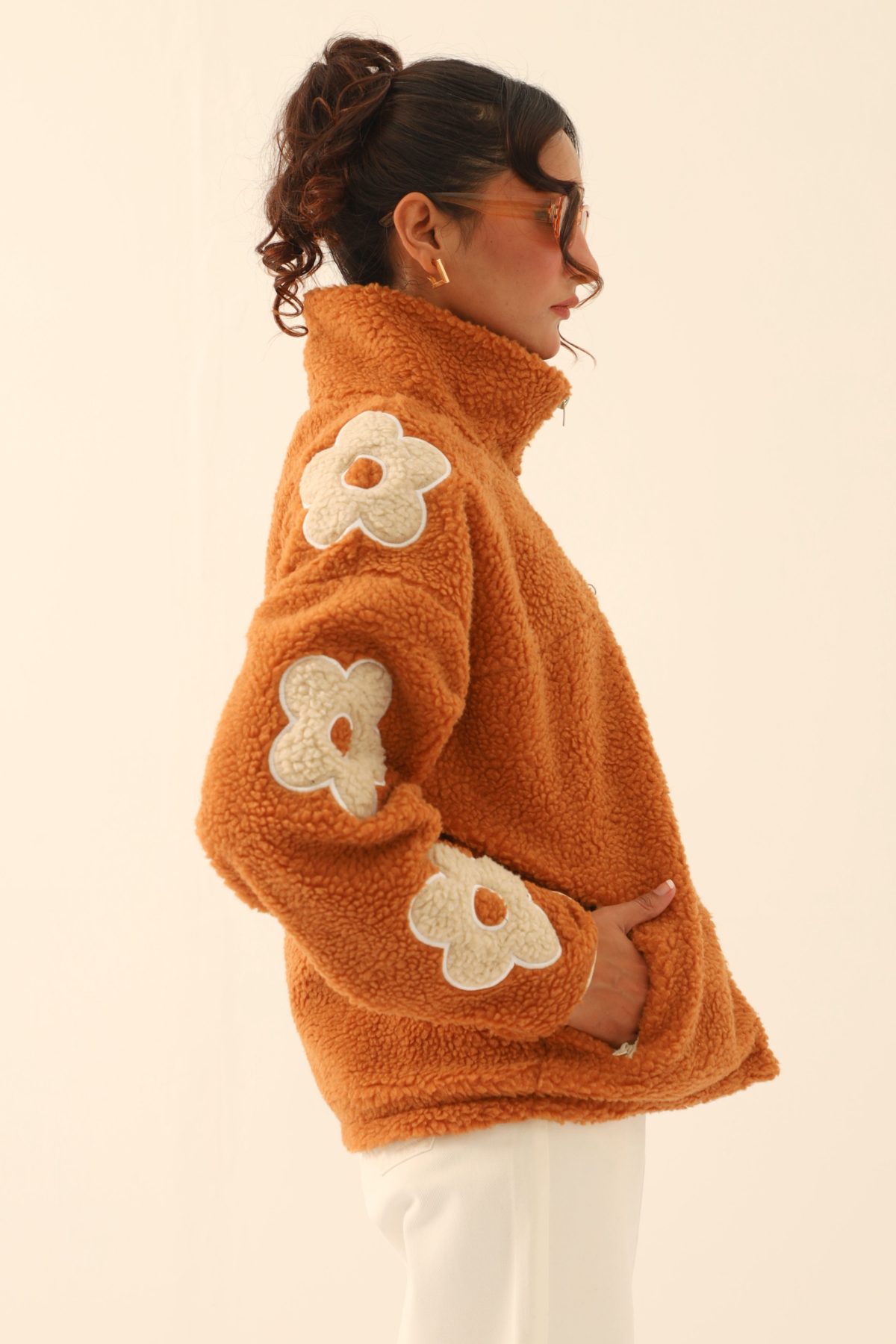 Floral Finesse Tan - Image 2